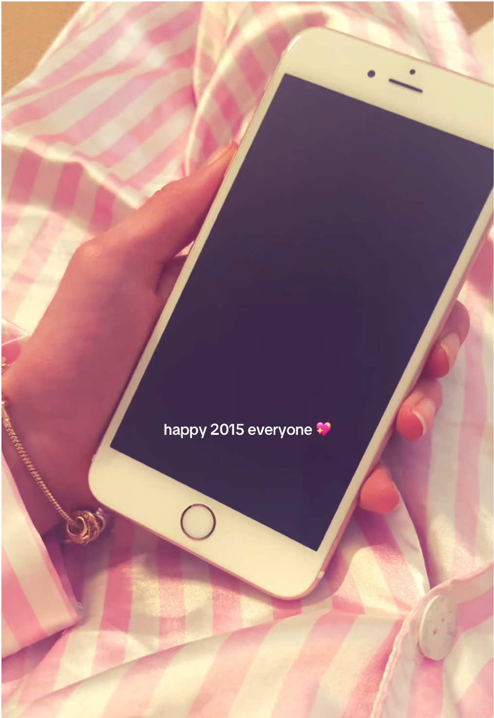 😜💖 #2015 #newyear #happynewyear #fyp #fy #viral #foryoupage #aesthetic #2014 #2025 #itgirl #victoriasecret #stockholmstyle #2016 #cleangirl 