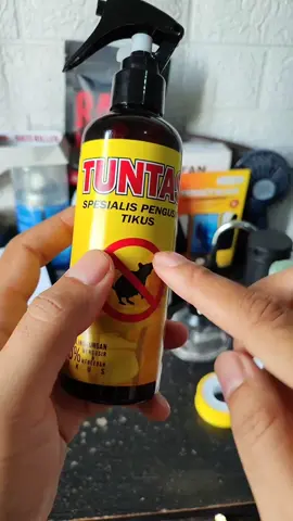 semprotan pengusir tikus sekali semprotan tikus nya kabur bisa tahan sampai 1 tahun harga murah 20 ribuan aja. #pembasmitikus #pembasmitikus #obattikus 