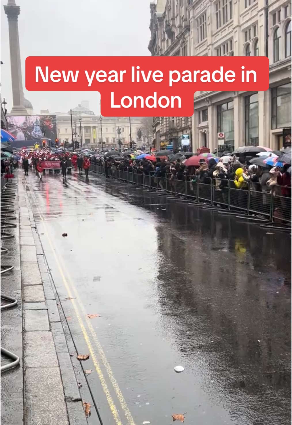 Every year on the 1st January, London'sNew Year's Day parade takes place in theheart of the capital. The celebrationhastaken place every year since 1987.andis:one of London's biggest streetspectaculars The parade is a free event featuring over10,000 performers from around the world,all celebrating the new year amongst someof London's iconic landmarks. The paradewill start at 12pm on the 1st January and willrun through Piccadilly, Regent Street, PallMall, Trafalgar Square and Whitehall.#LetsDoLondon #VisitLondon #london #londonlife #londontiktok #londonhotspots #londontiktok #londontok #londonnewyear #londonnewyearsdayparade #newyearsday #newyearsdayparade #thingstodoinlondon