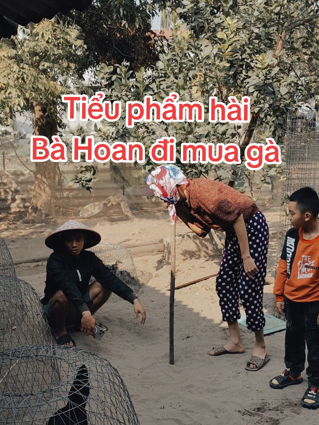 Tiểu Phẩm Hài Bà Hoan Đi Mua Gà  #nhactrend #nhacche@Khánh TrunG Vlog  #gachoivietnam #gadonvietnam🏆🏆⭐️⭐️⭐️❤️ #?gachoivietnam🐓🐓🐓 #giaitritiktok #giaitri #hottrend #trending 