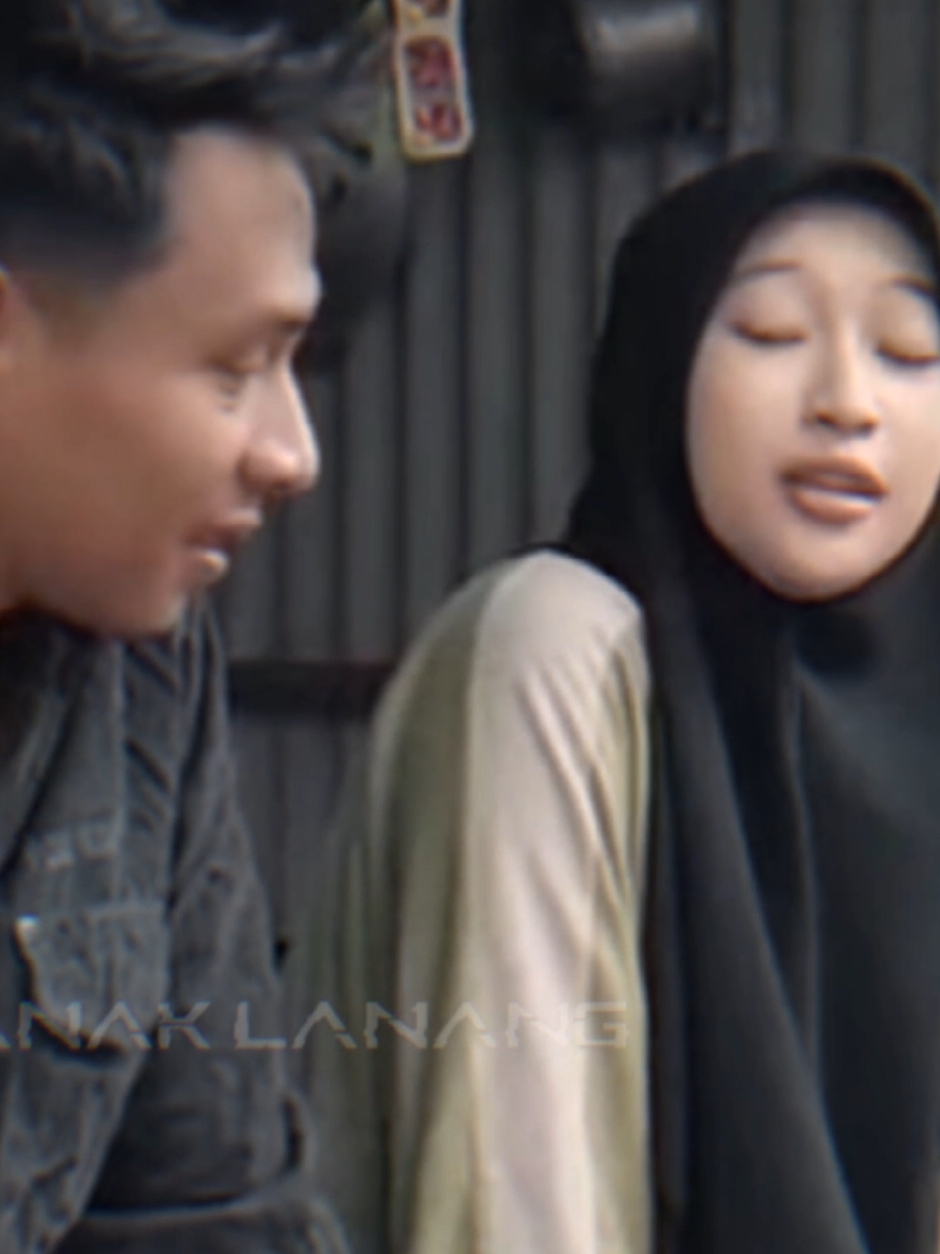 ariyah ateh lek, benni tapai se lecak e berrik ragik.  #reality #pesanmoral #katabijak #kataka #tiktok #yusmuhammad #akeloyproduction #terbaru #storytime #storywa #branda #fyp #viral #jember #situbondo #bondowoso #suramadu #bangkalan #sampang #pamekasan #sumenep #madura #akeloyproduction #shortfilm 