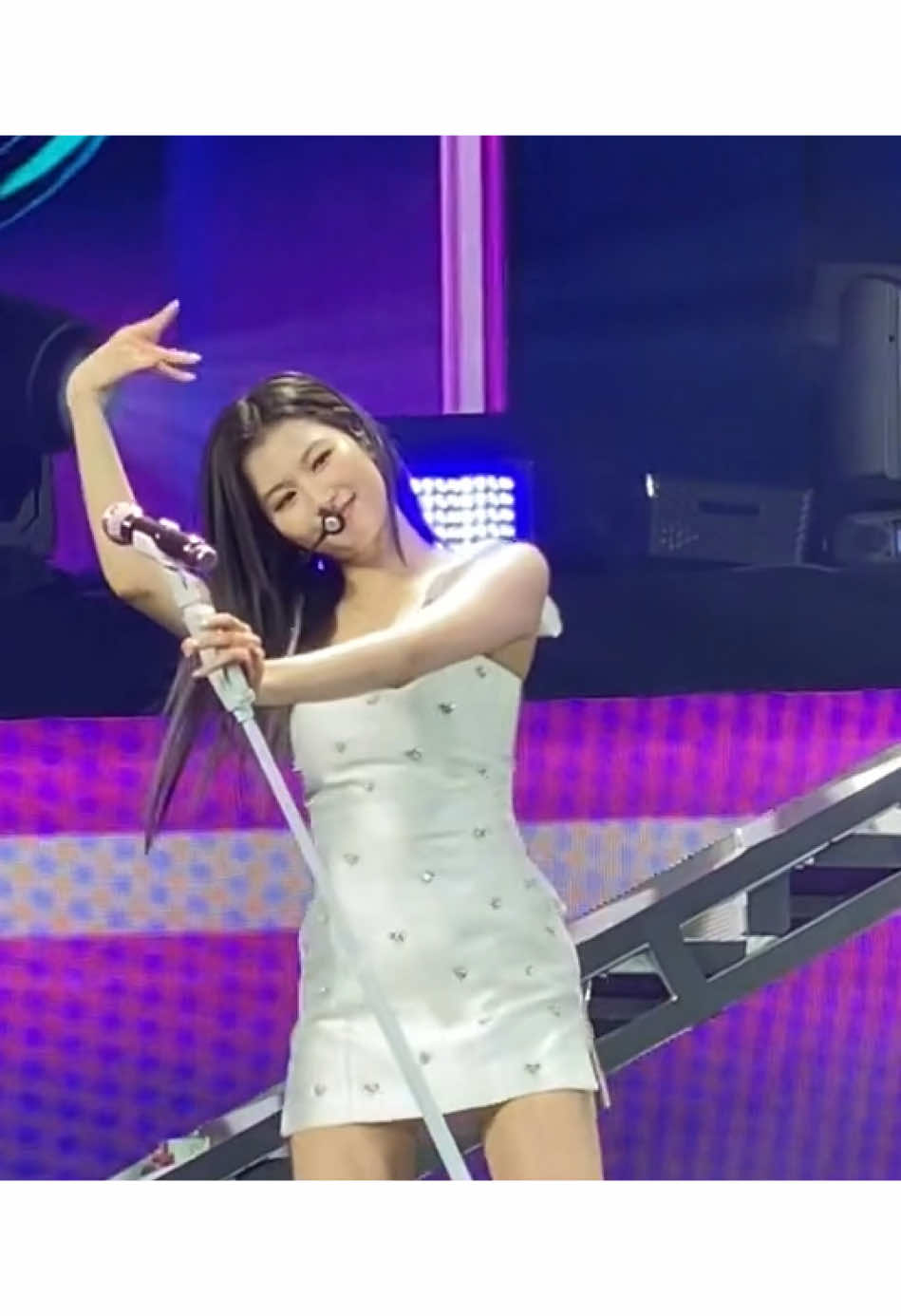 #twice #sana #moonlight #4thworldtour #fancam #once 