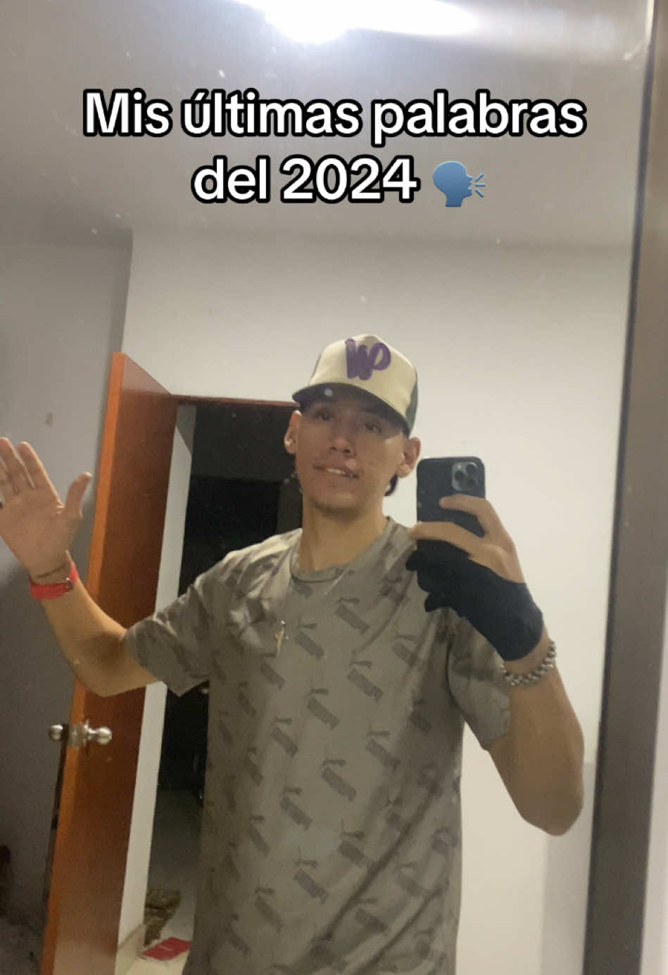 Este 2025 vamos a hacer dinero de una manera increíble 🙏🏻🗣️, DIOS Y LOS SANTOS LOS BENDIGAN 🕯️#Juacomarqeez #2024 #2025 #añoviejo #añonuevo 