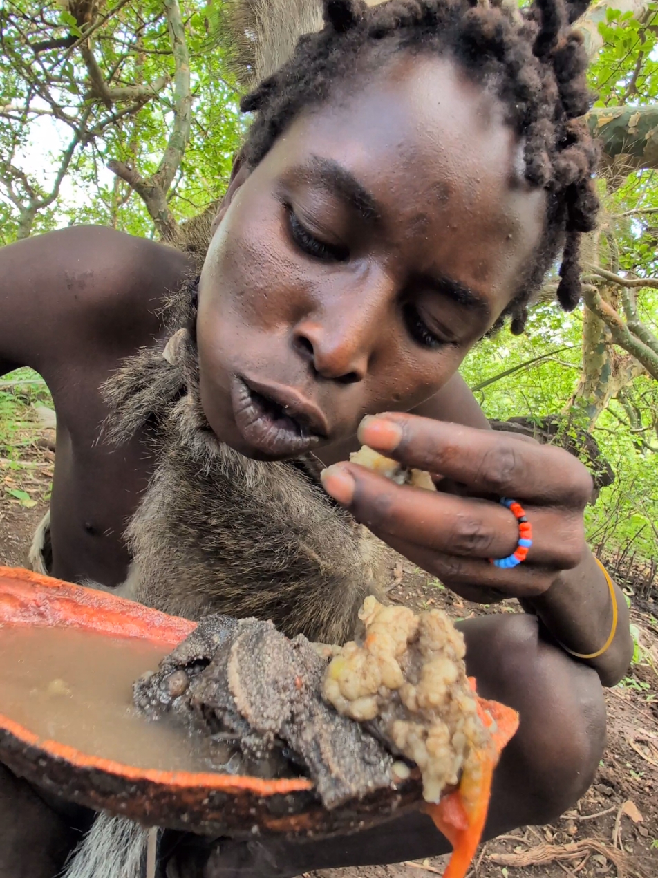 Wow,,Incredible breakfast Cookie🔥🤩 Family hadza Celebrate their Food,,😋 So Amazing delicious 🤤🤤#traditional #Culture 