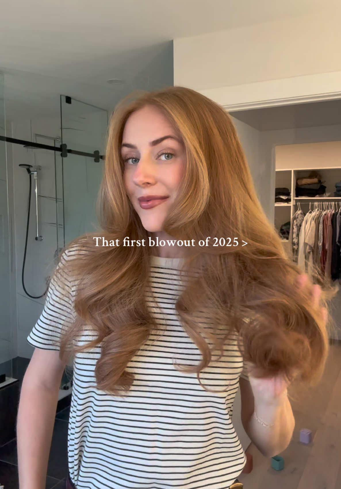 @Shark Beauty really is the “it girl” 👩🏼‍🦰🪮 #strawberryblondehair #blowouthair #blowoutathome #sharkflexstyle 