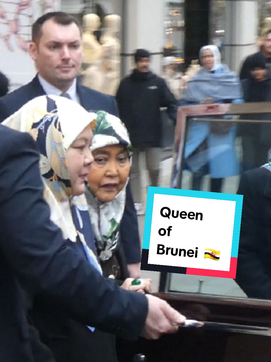 Queen of Brunei Shopping in London on Boxing Day #Brunei #Shopping #Dior #royal #royalfamily 