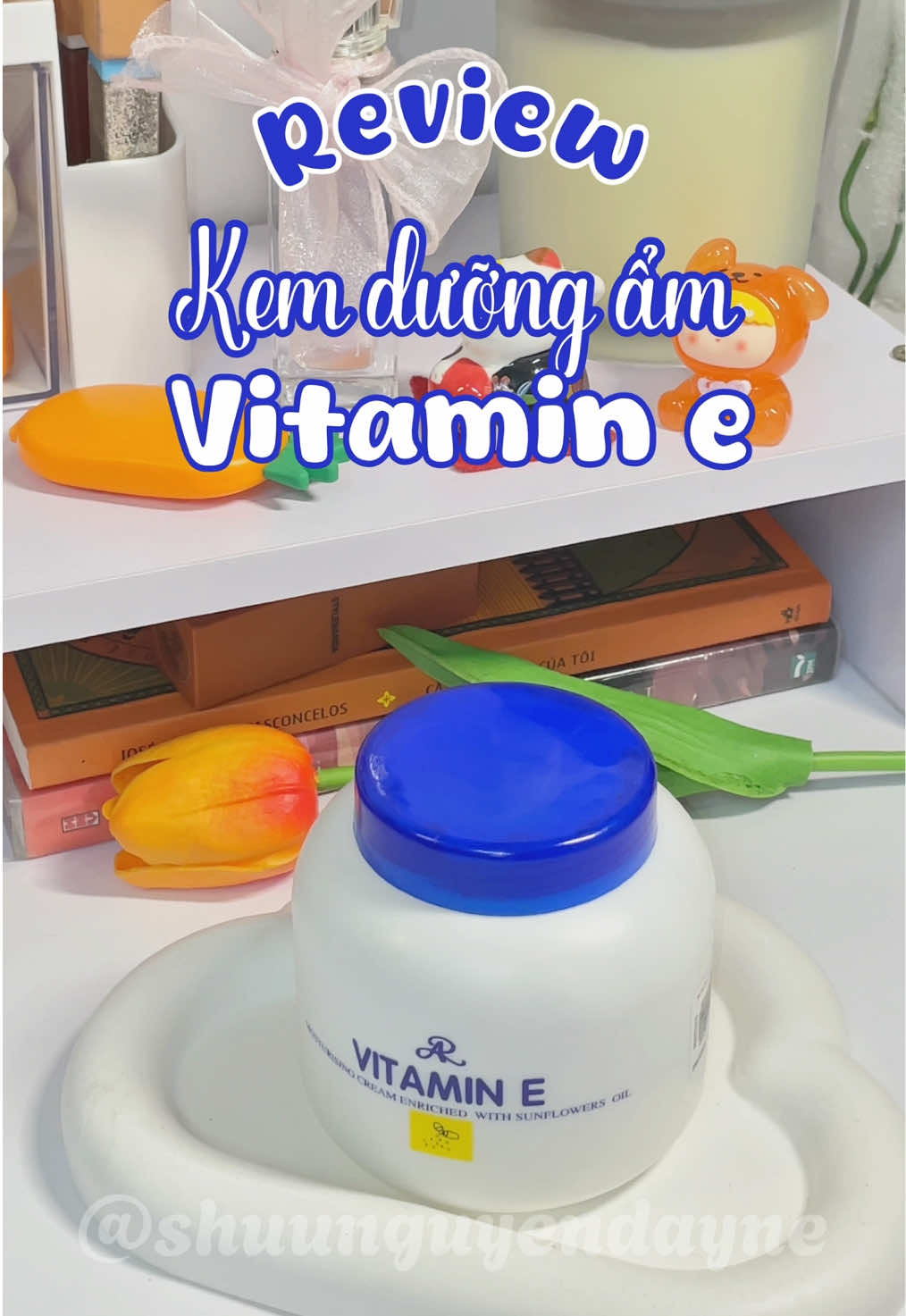 Đi đường khô da về bôi em kem dưỡng này cái xong phải lên clip review luôn vì dùng siu mê 🙆🏻‍♀️ #skincare #cream #vitamine #kemduongda #viral #review #xuhuong #xuhuongtiktok #shuunguyen 