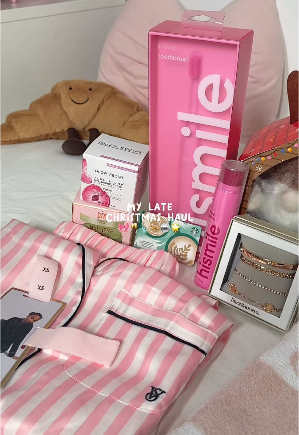 Was meant to post this ages ago😭 Love everything though!!💞🤭 #haul #christmas #christmashaul #skincare #shopping 