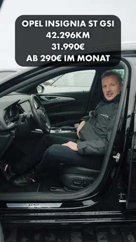 Heute hat David einen Opel Insignia GSI für Euch im Angebot 🙌 Wie gefällt er Euch? 🤔 #dresden #kfzhandel #gebrauchtwagenhandel #autohandel #gebrauchtwagen #autohändler #gebrauchtwagenhändler #audi #mercedes #bmw