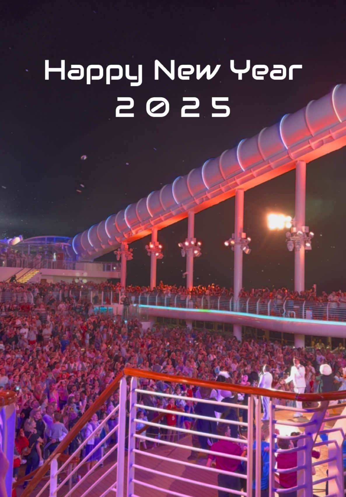 🎆🎇🎆🎇 HAPPY NEW YEAR 2025 🎇🎆🎇🎆  #happynewyear #2025 #disney #disneycruiseline #disneywish #cruise #ship #cruiseship #cruiselife #crew #crewlife 