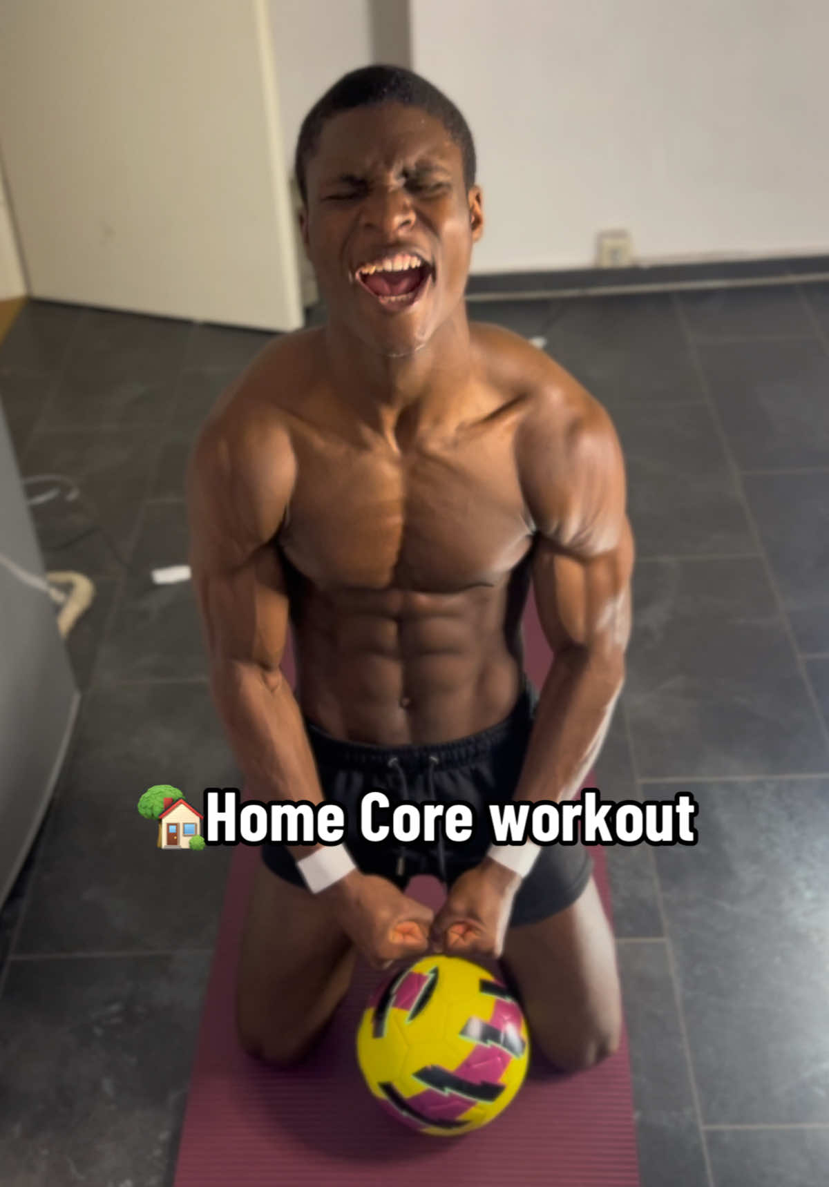 LETS GOO🏡 #coreworkout #endurance #Fitness #homeworkout #footballtiktok #fyy #sixpack #fatlosstips #yourpage #u 