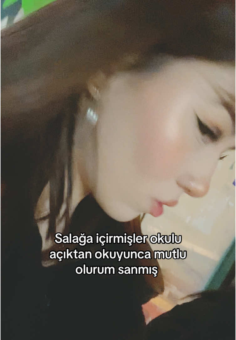 Salak işte ne okulla oluyo ne de okulsuz özlüyor ara sıra he#keşfet #fyp 