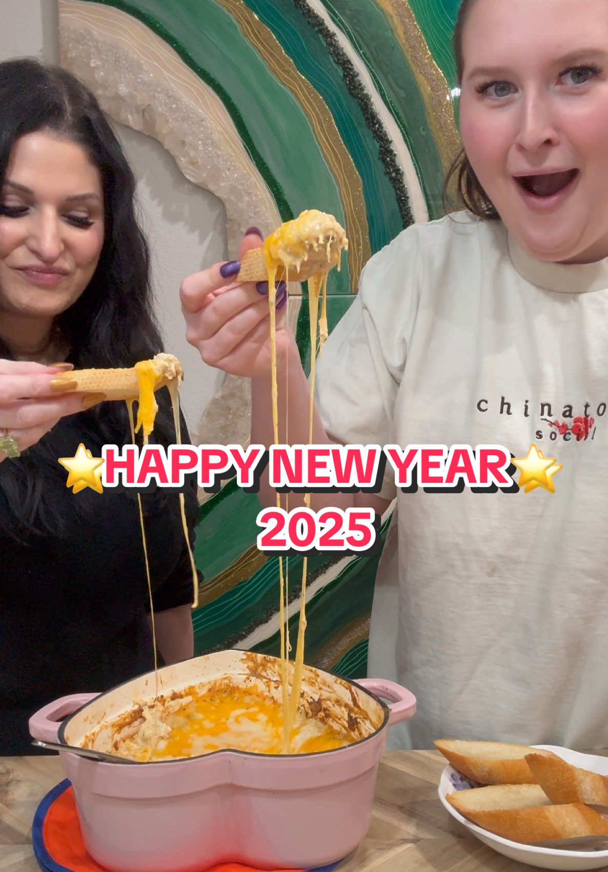 ⭐️HAPPY NEW YEAR⭐️ 2025⭐️ We’ve been doing this New Year’s Eve tradition for 12 years! #happynewyear #2025 #visionboard #motherdaughter #Vlog 