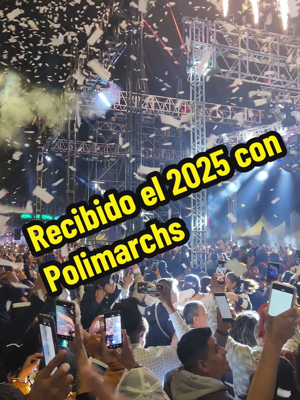 Así se recibió el 2025 con Polimarchs, gran fiesta en la CDMX. #los40mexico #hienergymusic #polimarchs #hienergy #hienergymusic #soniderosdemexico #sonidero #soniderosdecorazon #soniderosenmovimiento #musicadisco #