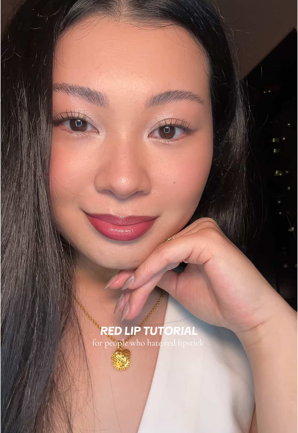an in depth tutorial on yesterday’s lip combo 💋❤️✨ i usually hate red lips on myself but this was a really approachable way to achieve a more subtle look!  products used: @makeupforever endless cacao liner @NYX Professional Makeup lip liner in 817 hot red @NARS Cosmetics after shine lip glow in turkish delight  #redliptutorial #easyredlip #makeuptutorial #nyxlipliner #endlesscacao #narsturkishdelight 