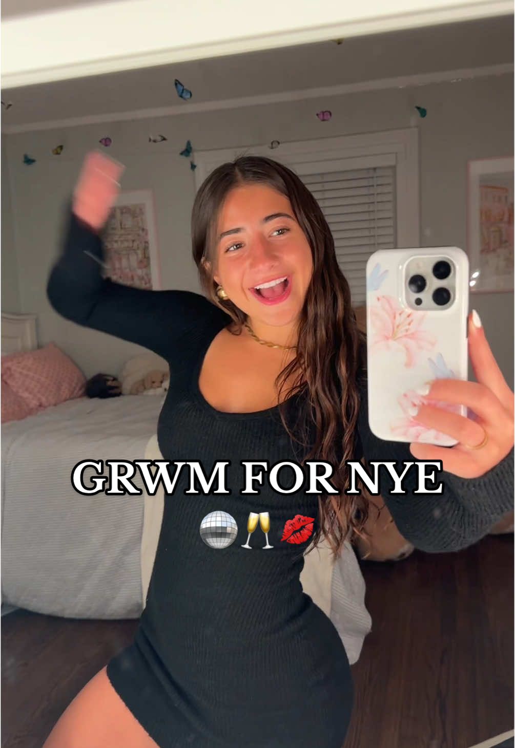 get ready // get dressed with me for new year’s eve 🥂🪩 happy 2025💋💋 #gdwm 