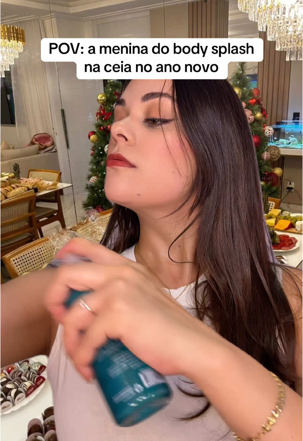 sempre cheirosa, amô 💁🏻‍♀️ #asmr #asmrsounds #asmrvideo #bodysplash 