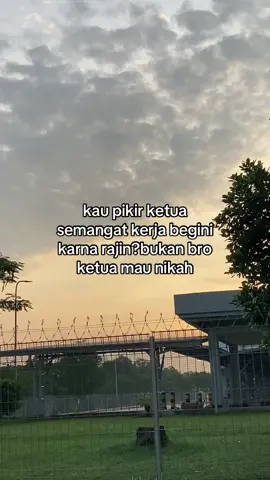 Gapapa nabung dulu meski belum ada pacar🗿 #kulipabrik #kulipabrikcikarang #fyp 