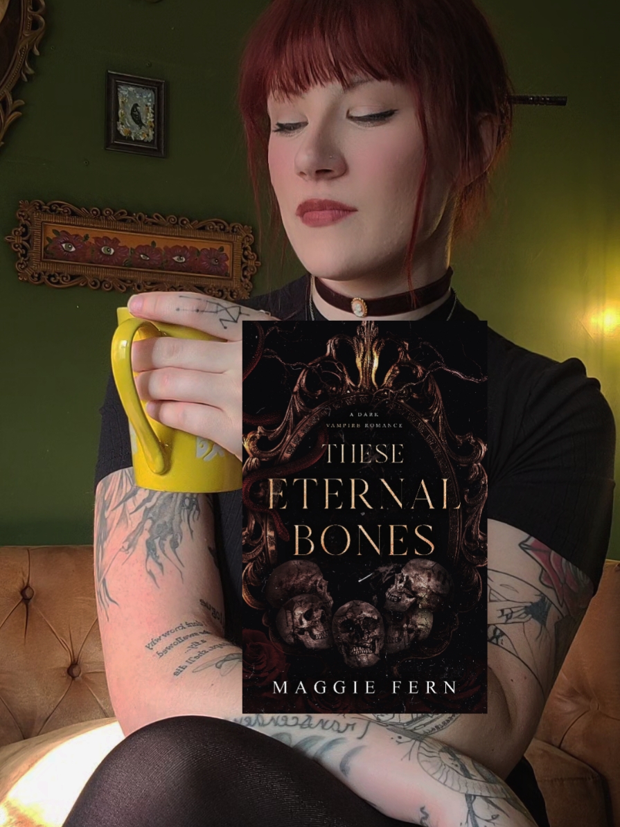 dark fantasy vampire romance #paranormalromance #booktokromance #romancebookstiktok #darkfantasyromance #gothicromance #romancerecs #bookrecommendations #romancereader #vampireromance 