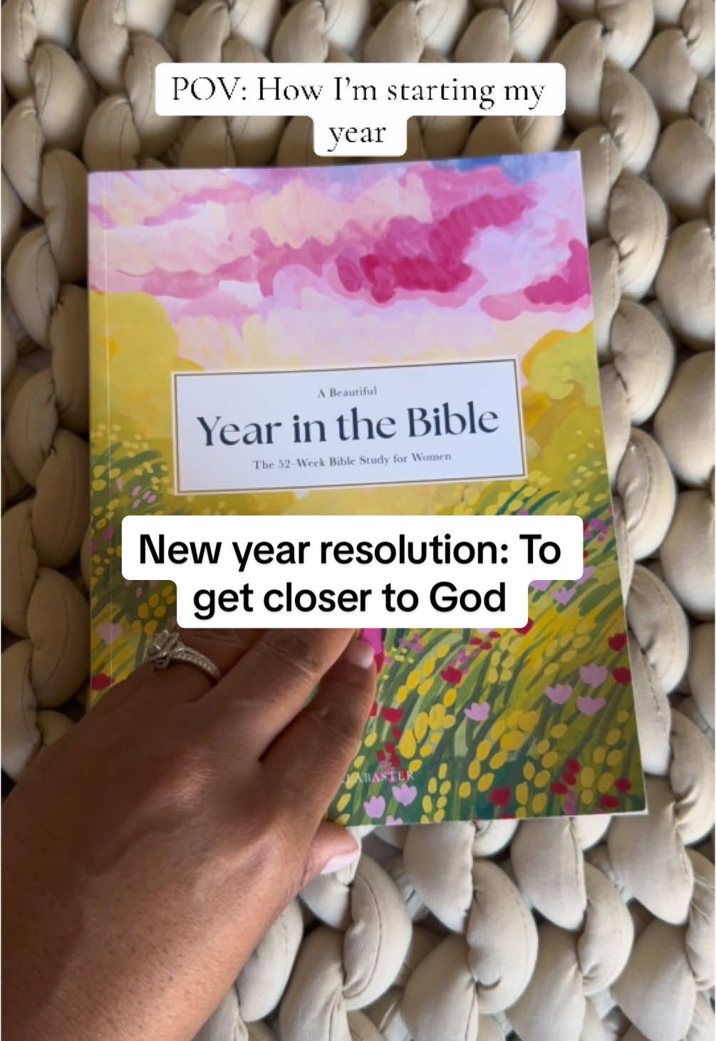 New year resolution: A beautiful year in the Bible  #biblestudy #bibleverse #bible #abeautifulyearinthebible #womensdevotional #devotional #christiantiktok #jesuslovesyou 