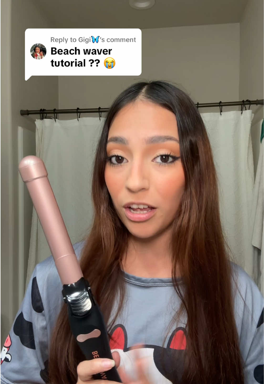 Replying to @Gigi🦋 beachwaver tutorial✨ I definitely need to practice more but this curler is amazing!  #beachwaver #beachwavercurls #hairtutorial #hairinspo #nye 