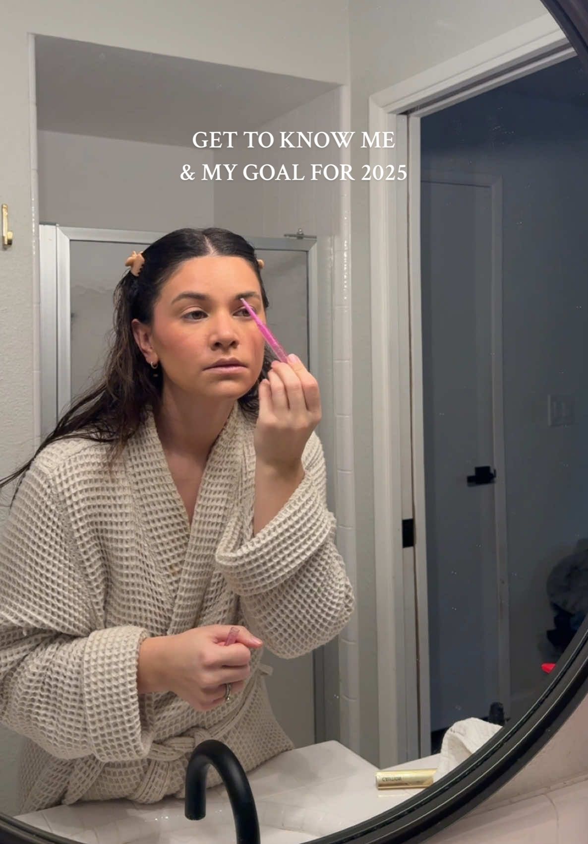get to know me 🫶🏼 starting 2025 with a goal to get my life a little more organized. #2025goals #typebmom #typea #typeb #organizedhome #organizedlife #tiktokmom #toddlermom 
