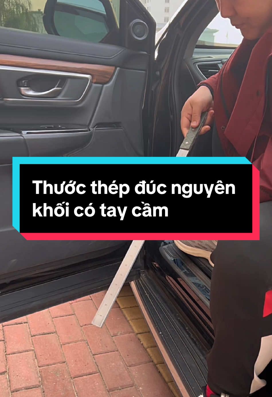 Thước thép đúc nguyên khối có tay cầm #tienich #xaydung #tiktok 