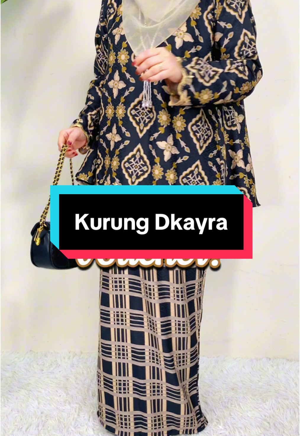 Kurung Dkhayra💐 akak sayang kalini ni ada design terbaru lagi😍 jom dapatkan dalam live jam 12 tengah hari pada 2 jan JOIN LIVE TAU❤️ #tiktokfesyen #muslimahoutfits #dmimifashion #kurungmoden #kurungprinted #printedviral #kurungraya #bajuraya #bajuraya2025 #kurungcantik #kurungviral #fyp