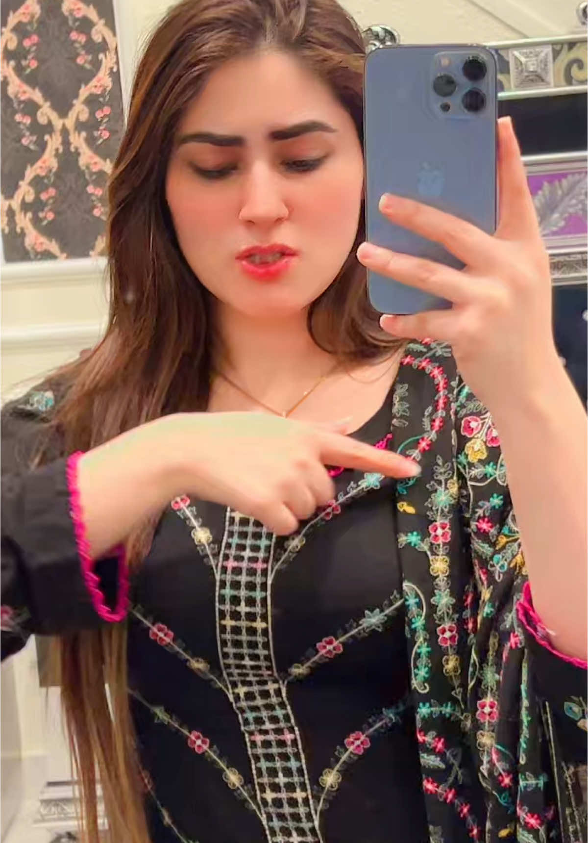 Insta sameerabutt-official #tiktok #viralvideo #1millionviews #sameerabutt001 #foryou 