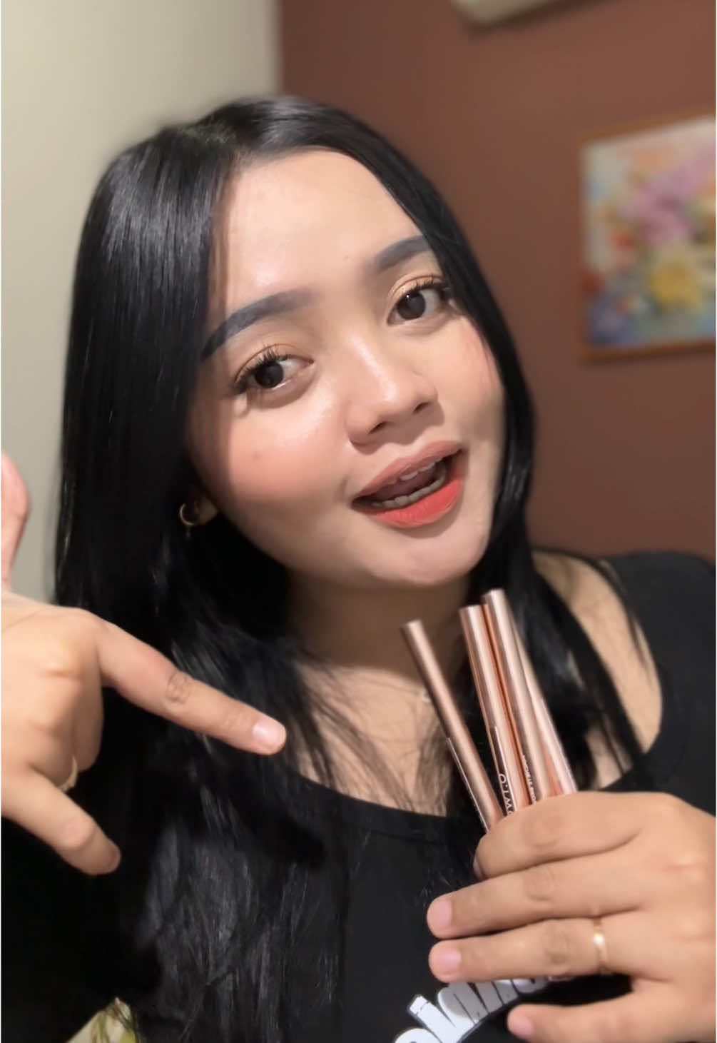 sekali kali ngalis pake brow pencil 🤭 #otwoo #eyebrowpencil #otwooeyebrow #tutoralis @otwoo.id 