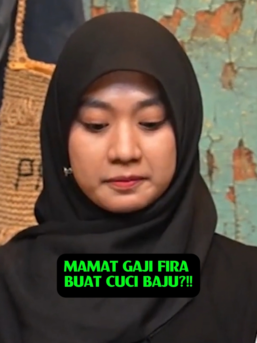 wah parah nih mamat!! #suamiistri #titikkumpul #indahpermatasari #ariekriting #mamatalkatiri #standupcomedy #comedia #podcastclips #fyp #fypシ #foryou #viral #kaksproduction 