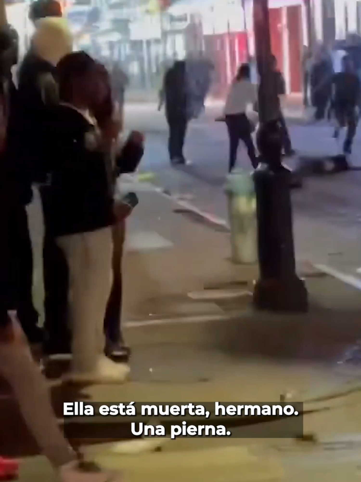 Circulan más videos del incidente ocurrido en Bourbon Street, Nueva Orleans. #Latinus #InformaciónParaTi