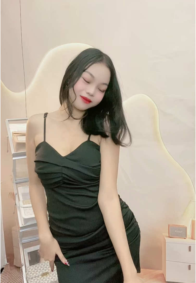 Jangan lupa join live biar dapet harga lebih murah beb🥰🥰#dress #bajucewek #bajuseksoy #dressmurah 