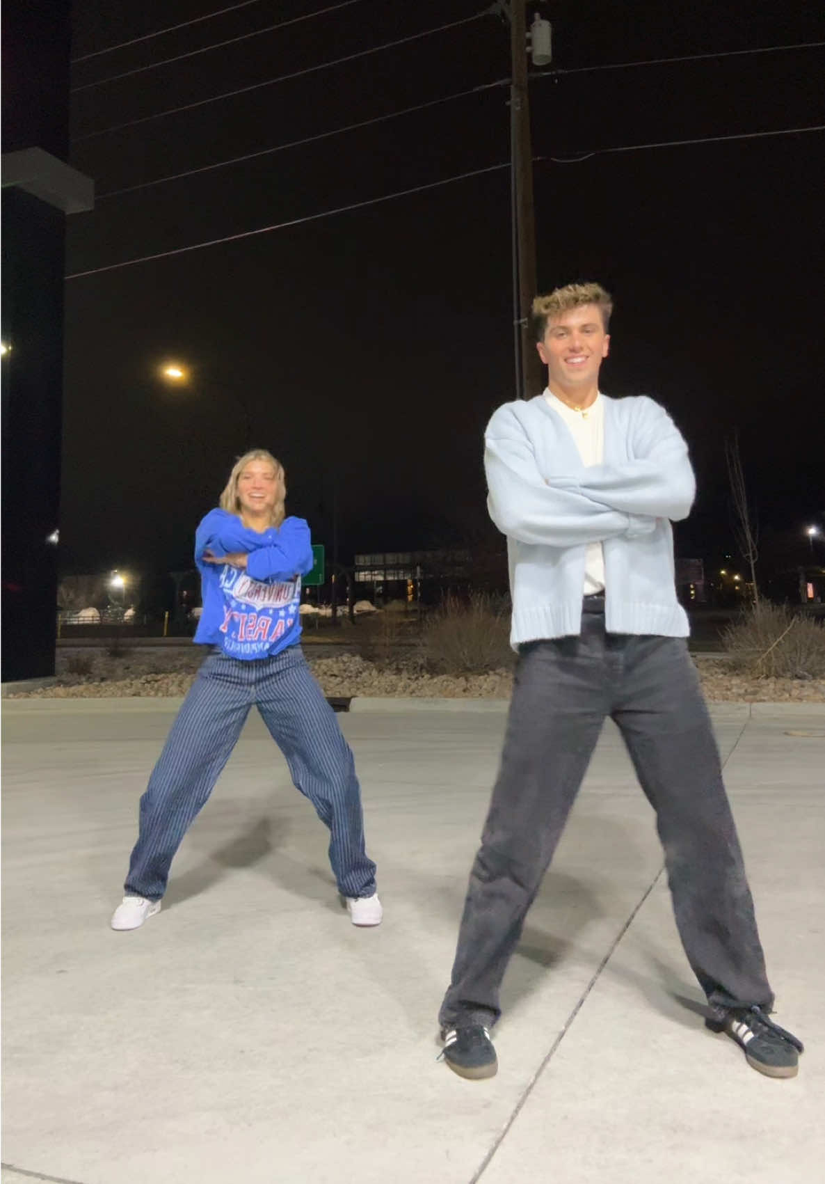 THIS DANCE WAS TOO FUN NOT TO DO IN 2025 WITH @Isabella 🤝🏻🤭 #dance #dancer #dancers #dancing #dancersoftiktok #danceteam #ny #newyear #newyears #utah #fyp #bestie #besties #bff #bestfriend #BestFriends #dancetrend #dancetrends 