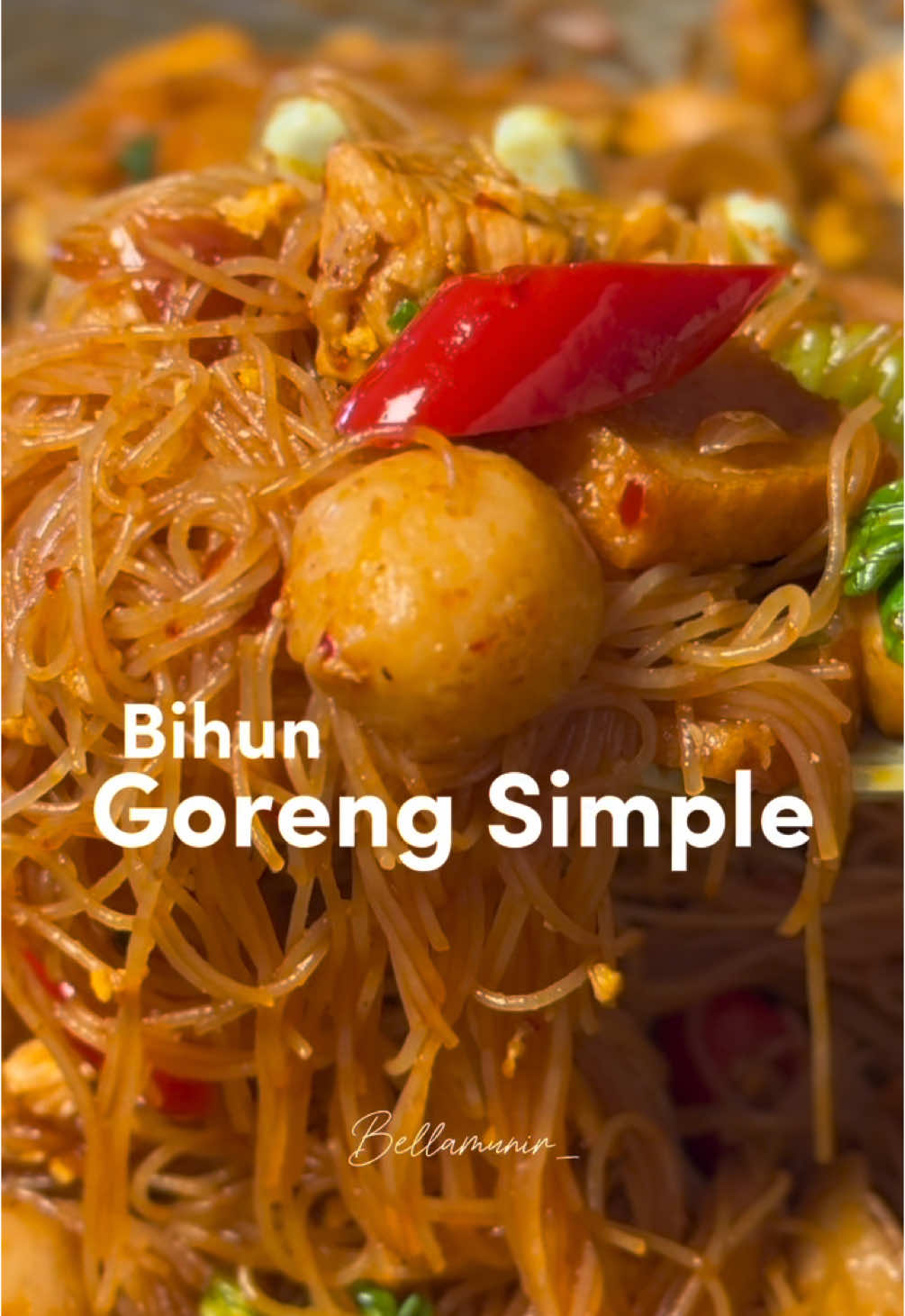 Masak apa harini? Sebab ramai yang dm tanya macam mana nak goreng bihun tapi yg versi simple..so harini saya share cara masak Bihun Goreng Simple.. Tips semua ada di video ✨ Selamat mencuba dan jangan lupa like save dan share! #bihungoreng #bihungorengsimple #resepibihun #sedap #masak #masakapahariini #makan #bellamunirmasak #resepi #resepisedap #resepimudah #resepisimple #food #foodporn #Foodie #cook #shootwithiphone