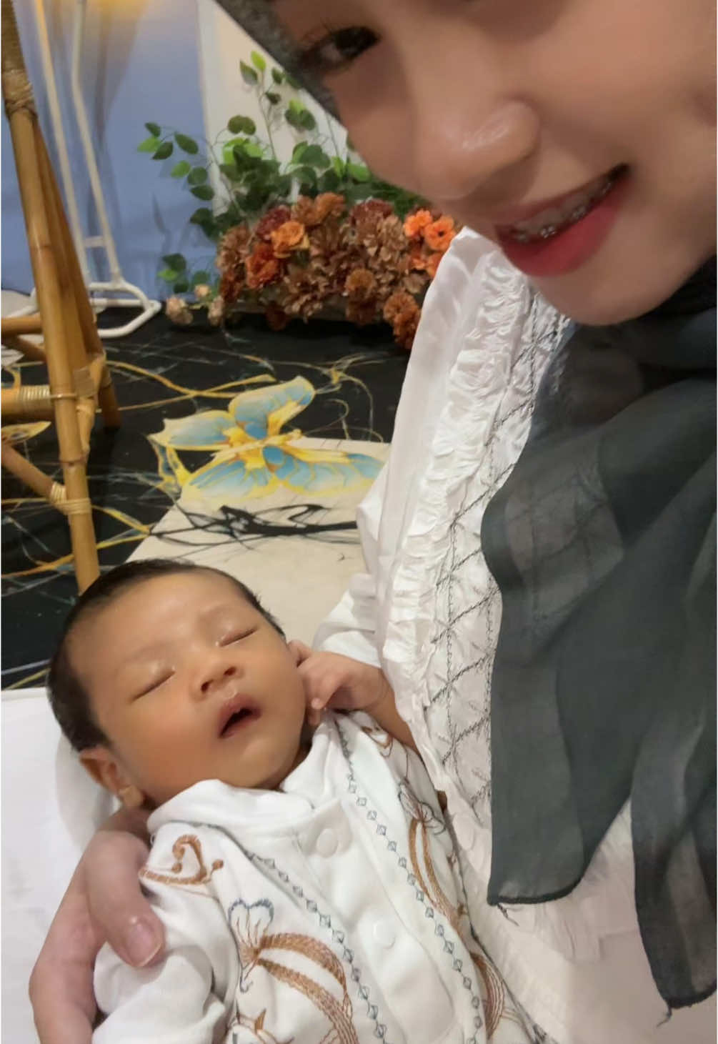 Alhamdulillah berhasil melewati 2024 di perut bunda dan lahir selamat👶🏻🥰 #maasyaaallahtabarakallah #babydragon 