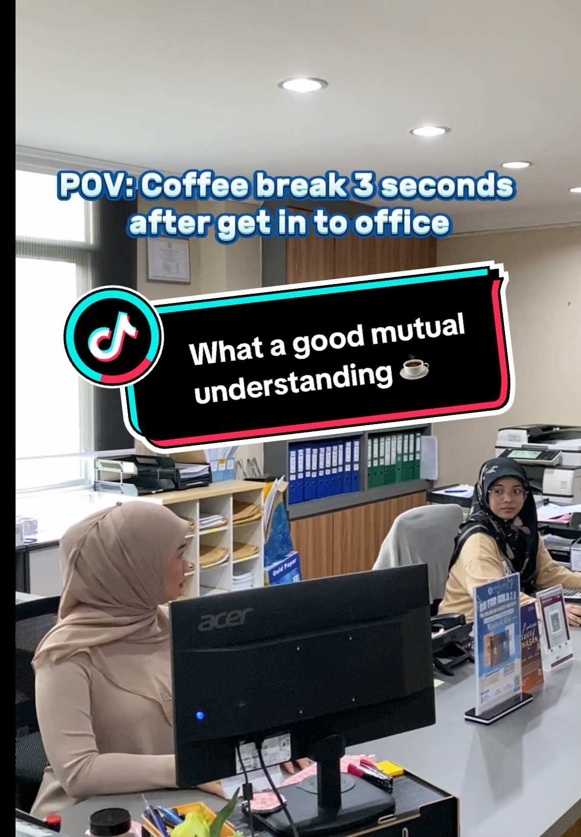 Coffee break without saying coffee break. How good it is to have mutual understanding with colleague 🤭  #axseljaya #aj_insurans #beliinsurans #renewinsurans #officehumor #workculture #fyp #foryou #foryoupage #fypbrunei  #tiktokBrunei #insurance #roadtax #Brunei