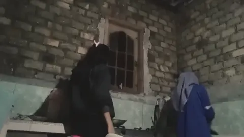 👥