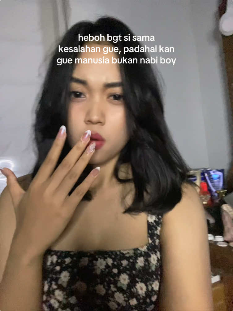 panas muluu, nanti gosong ga tuu