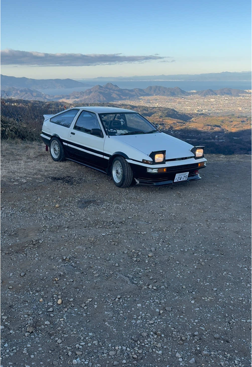 Happy new year 🥳in 大観山 #initialdedit  #ae86 #trueno #initialdanime  #initialdcar  #hachiroku #ae86trueno#eurobeat #animeedit #animesong #anime #cars #jdm #jdmcarsoftiktok #toyota #fyp: #fyp #viral #foryou  