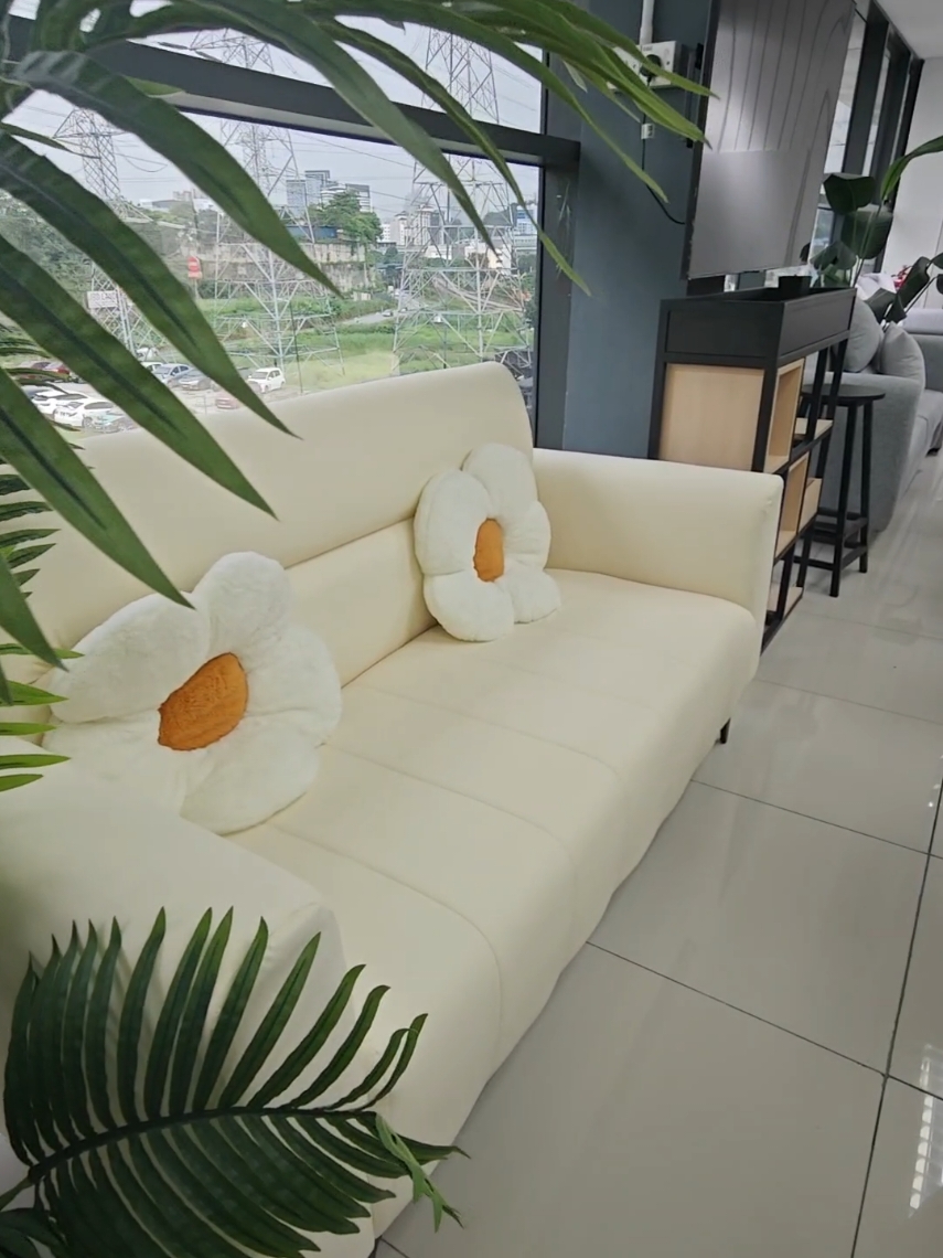 SOFA MAYA,SOFA EMPUK,,KAIN PVC LEATHER,HRGA SANGAT MURAH,ADE PILIHAN WARNA,UNTUK RAYA BOLE ORDER sekarang #finsso #fyppppl #finssofuniture #fy #finssofuniture #sofamurah #sofa #sofa3seater #sofa2seater #sofamurahuntukanda 