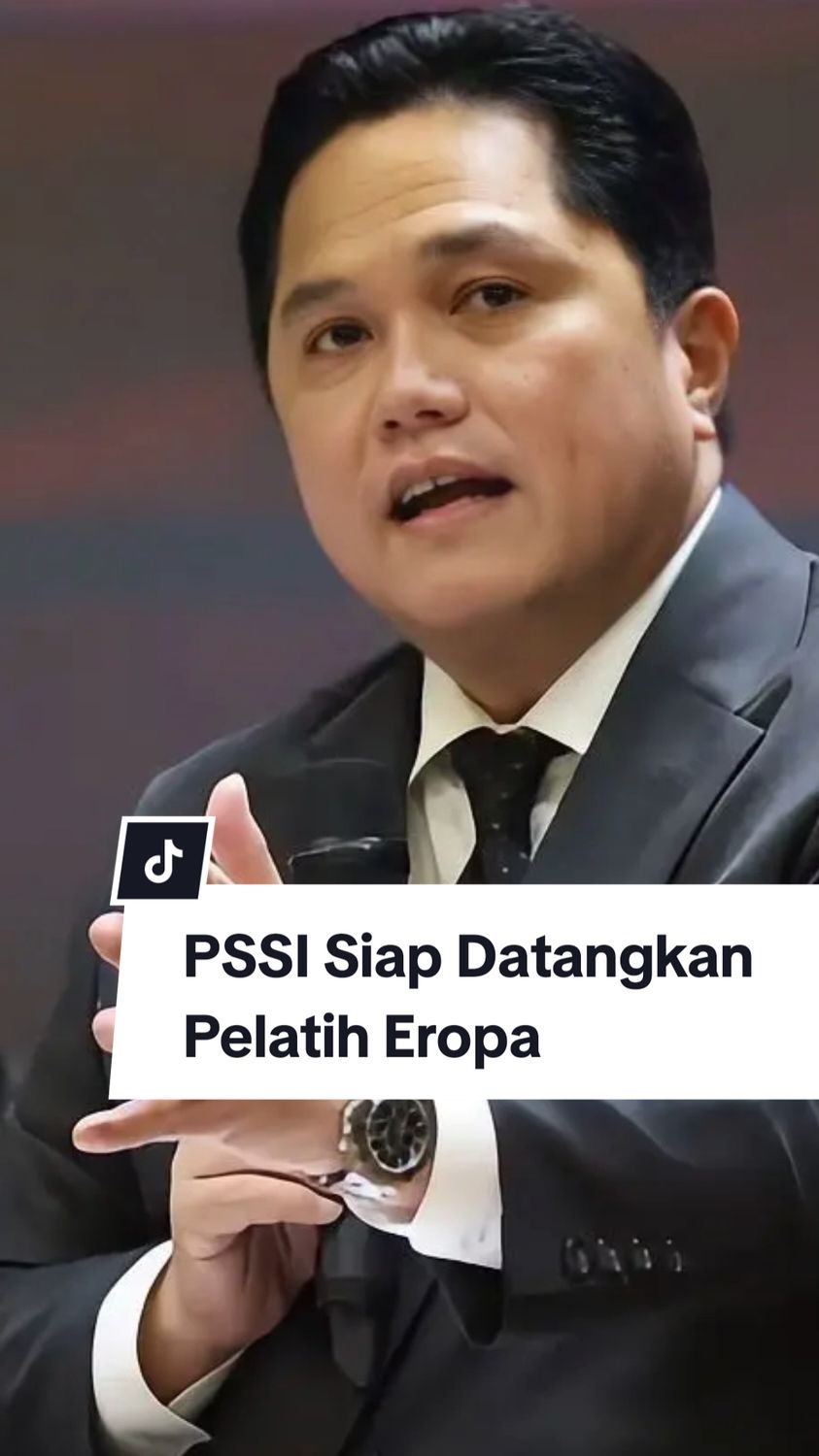 Rumor beredar bahwa PSSI akan mengontrak pelatih asal Eropa demi target lolos Piala Dunia 2026. Apa pendapat kalian? Simak selengkapnya di video ini! #TimnasIndonesia #PSSI #ErickThohir #ShinTaeYong #PelatihBaru #SepakBolaIndonesia #PialaDunia2026 #RumorSepakBola #BeritaBola #SepakBolaAsia