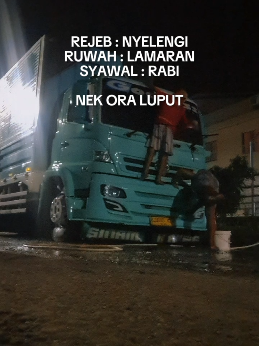 Elengno rek menowo ketua iki lali 😂