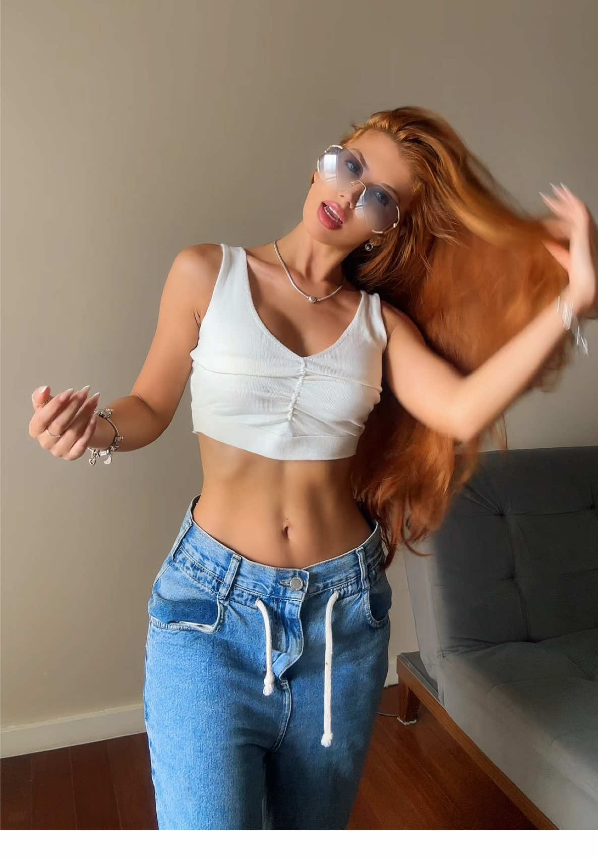 2025 🕺🕺 #redhair #basicoutfit 