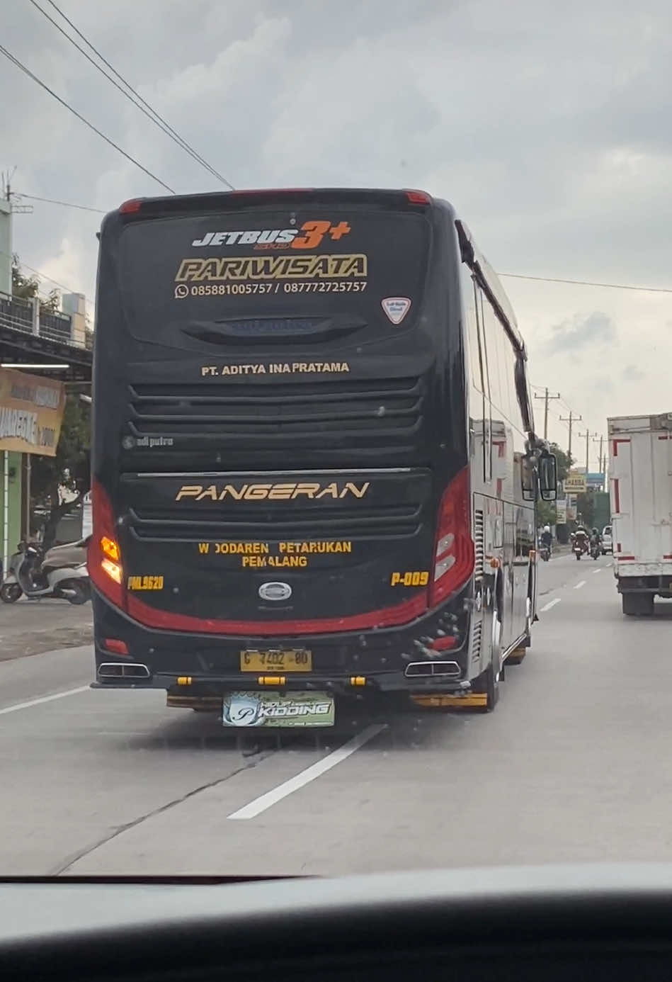 POV ketika ngawal anak lanange mangkat sore😇 #pangeranbus