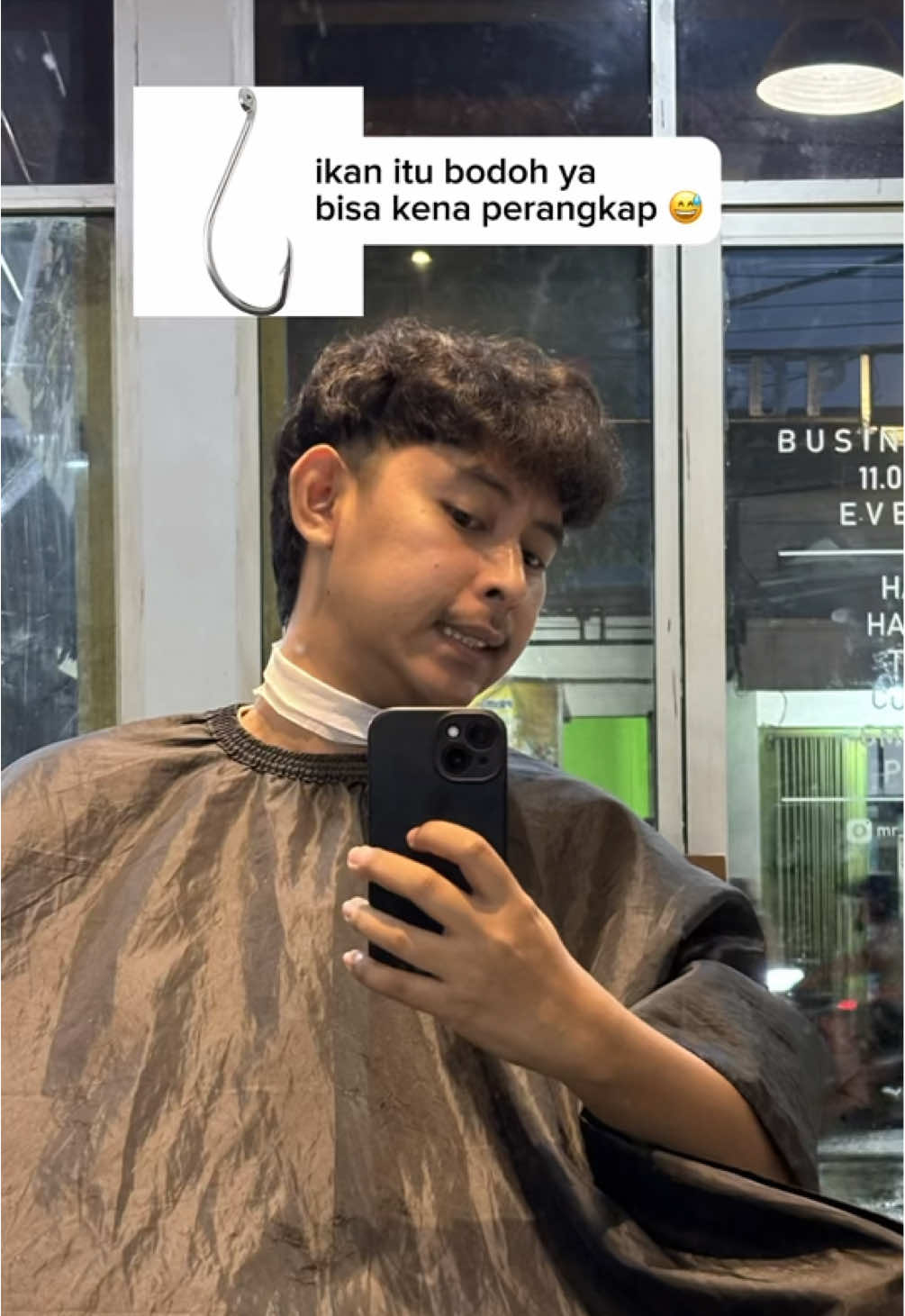 dan bodohnya aku mengiyakan 😭