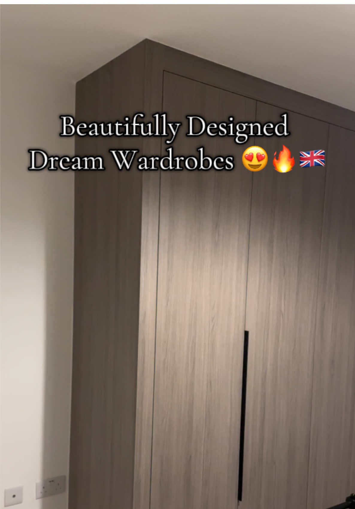 Dream Wardrobes 😍🔥🇬🇧 #grcdesigns #foryou #foryoupage #wardrobes #wardrobedesign #bedroom #london #unitedkingdom #india #interiordesign 