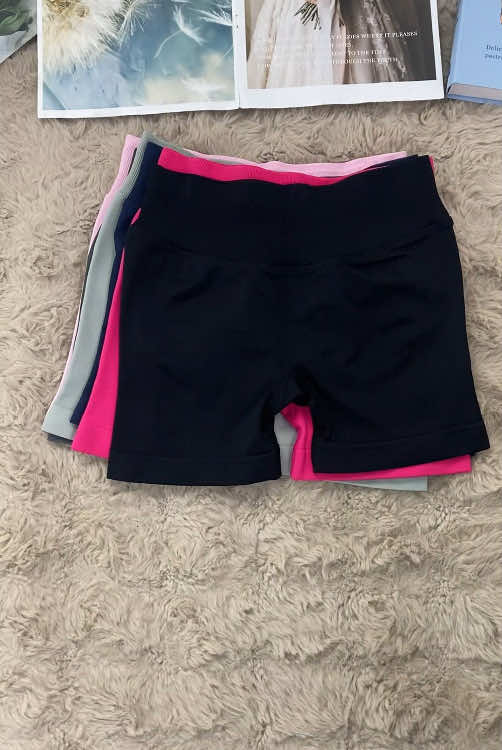 Go get yours before they sell out!! #sport #sports #jump #confortable #fyp #TikTokShop #glutegains #glutesworkout #glutegrowth #plussizefitness #plussizeworkoutclothes #plussizeshorts #shorts #workout #Summer #foryou #summ #ervibes#tiktokmademebuyit#blackgirlmagich #thickfit#thickfit #fashion #tiktokshop #OOTD #fyp #fy #flashsale #style #tiktokshopholidayhaul #falldealsforyou #Falloutfits #Earthtone #Fallfreshness #spotlightfinds #follow #women #selflove #spotlightfinds #SweatPants #ComfortWear #CasualStyle #Athleisure #FashionTrends #Loungewear #CozyOutfits #StreetStyle #RelaxedFit #TrendyFashion #Sportswear #exercise #comfortable #sportswear #SportsGirl #sports #fitathome #FitnessLifestyle #gymhacks #gymrats #pinkgym #gymtokk