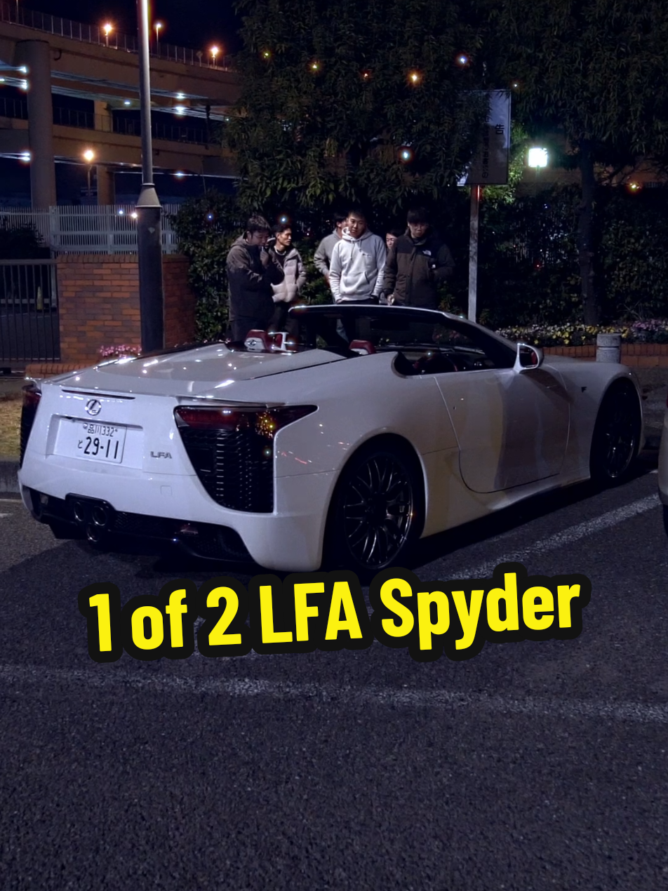 I had no idea the LFA Spyder  existed before it rolled in 🤯🤯 1 of 2 in the world, the only one privately owned and it just casually parked up at the meet 🤣