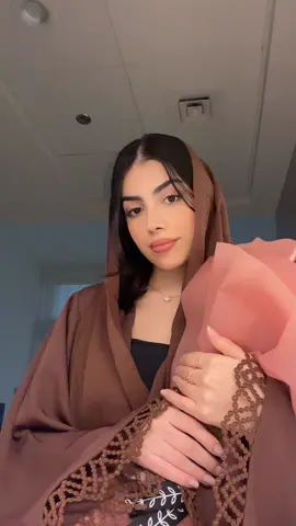 الصدفه الحلوه الورد ماتشي مع عبايتي 🤭🤎#explore 